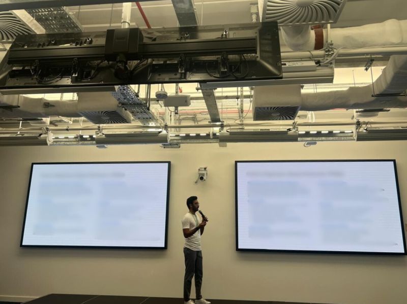 Aazim presenting to the room at the Publicis Media × Meta Data to Decisions event
